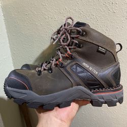 Red Wing - Irish Setter Men's 6 In Crosby Steel Toe Lace Up Work Boots size 8 