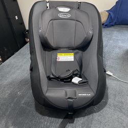 Brand New Toddler Car Seat 75
