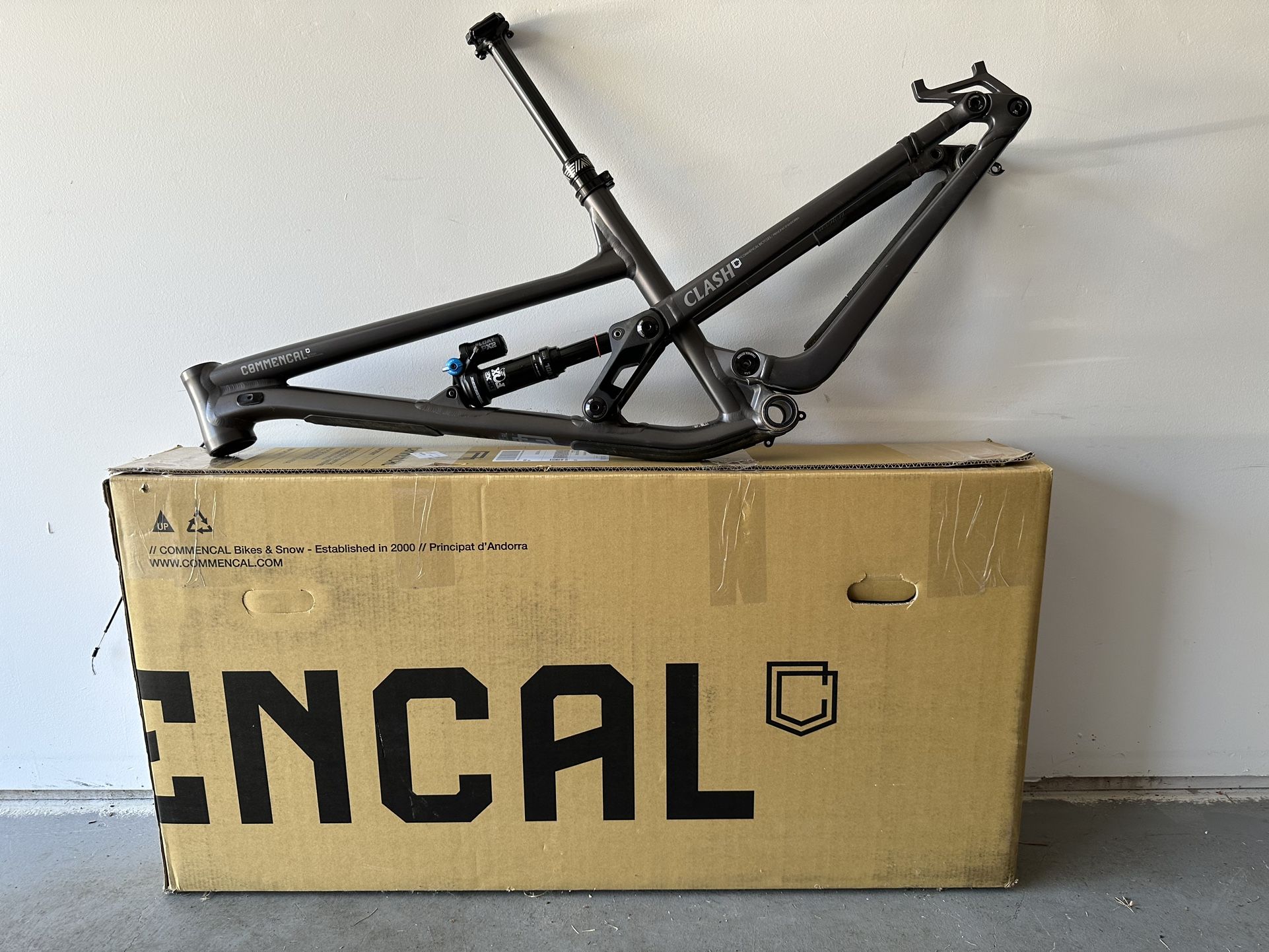 2022 Commencal Clash Frame w/ Shock, Dropper, More