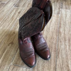 Ariat Size 9.5 Cowboy Western Boots