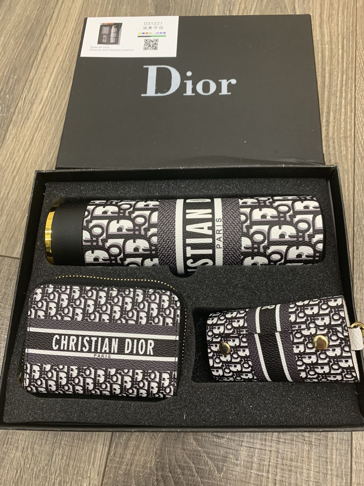 Brand New Dior Tumbler (Hot & Cold) , Wallet And Key Holder
