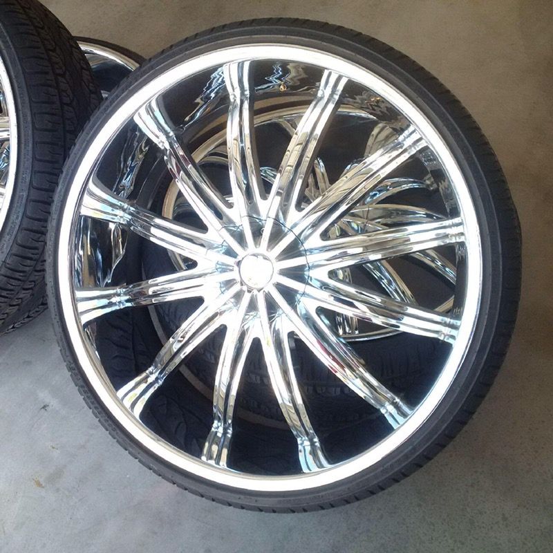 *** 28s // for sale or trade // 28" rims and tires // 28" phino wheels on delinte tires ***