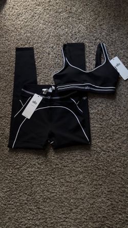 Alo 2 piece set