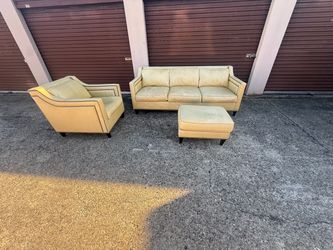 Leather sofa set