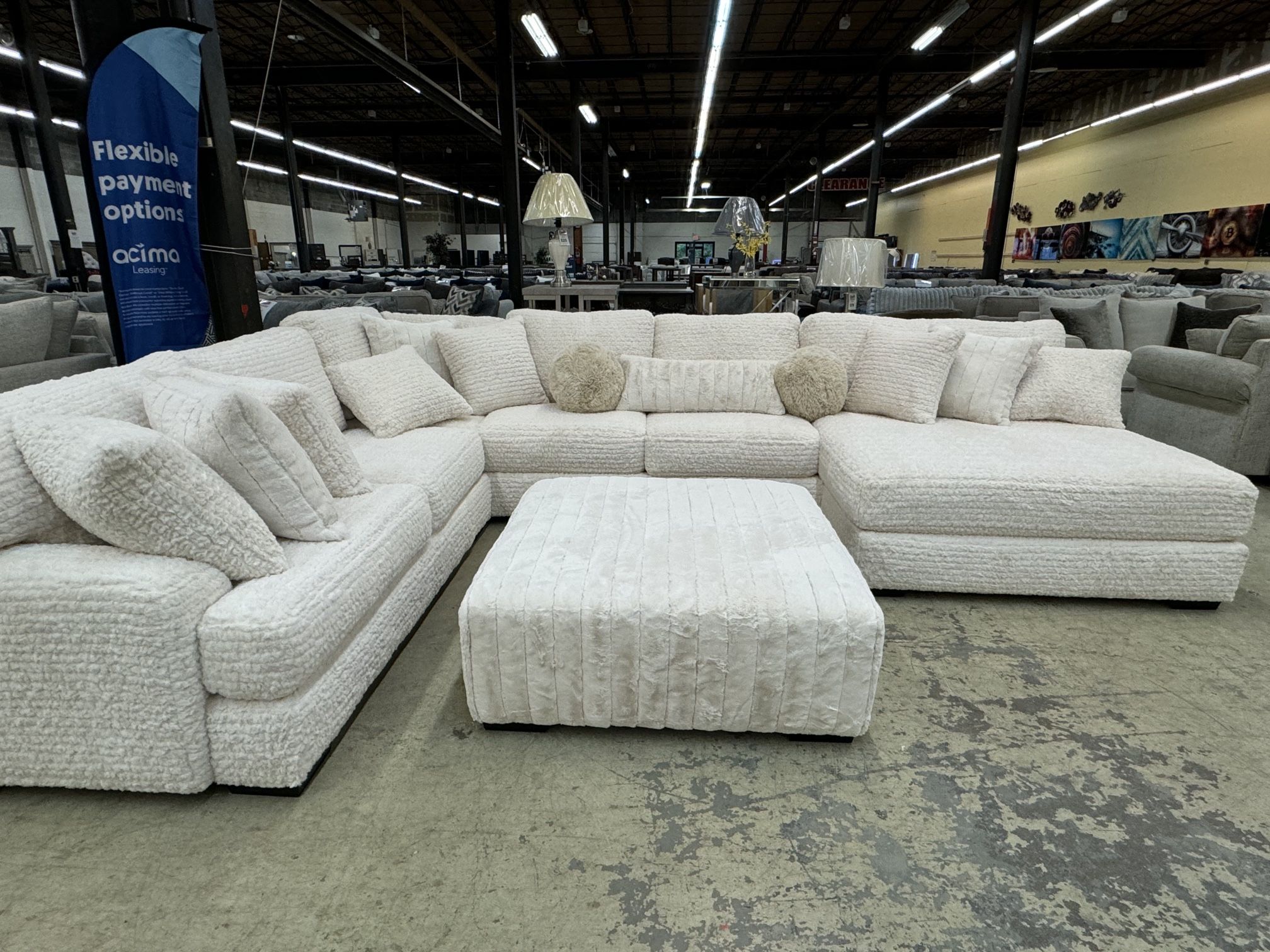 Soft Luxurious  Sectional Perfect For Your Holiday Guests!!!  (ottoman Sold Separately) FINANCING AVAILABLE!!!!