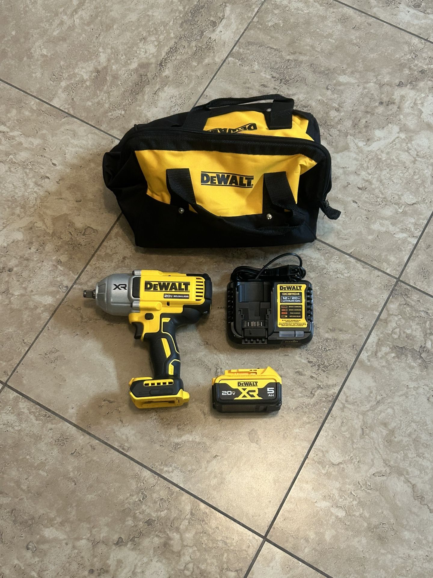 Dewalt 20v XR Brushless 1/2” Impact Wrench Kit