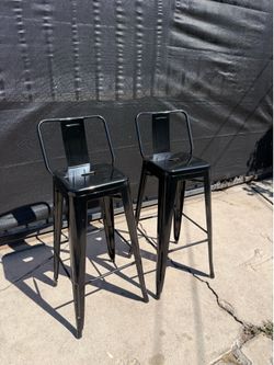 Metal barstool chairs