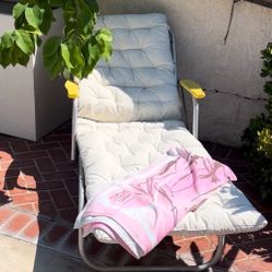 MCM Chaise Lounge 1 Left