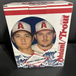 Trout & Othani Bobblehead 
