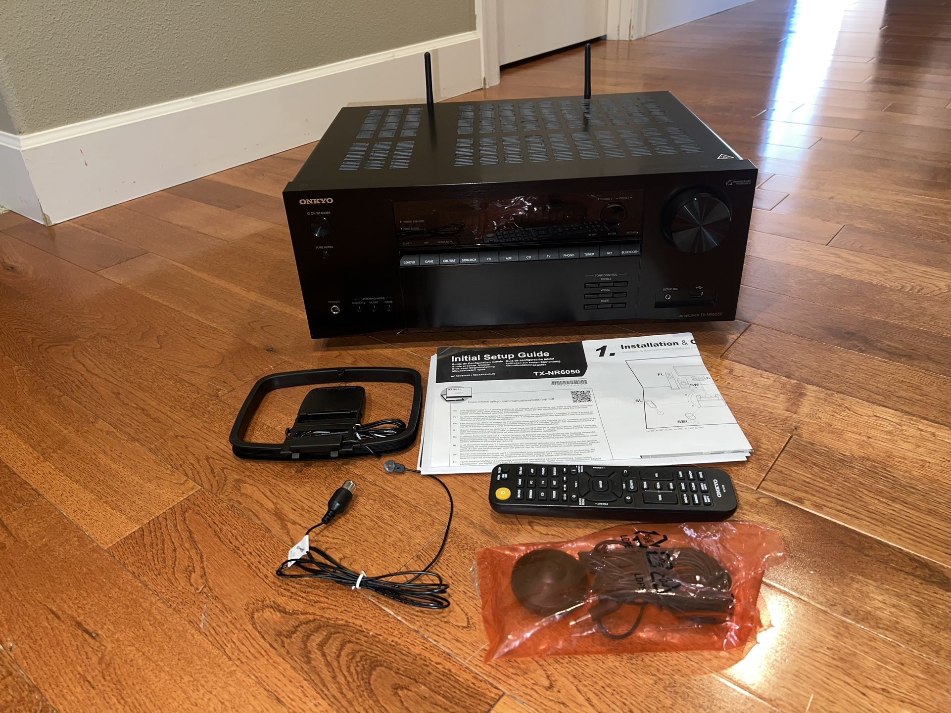 Onkyo 8K TX-NR6050 7.2 channels AV Receiver
