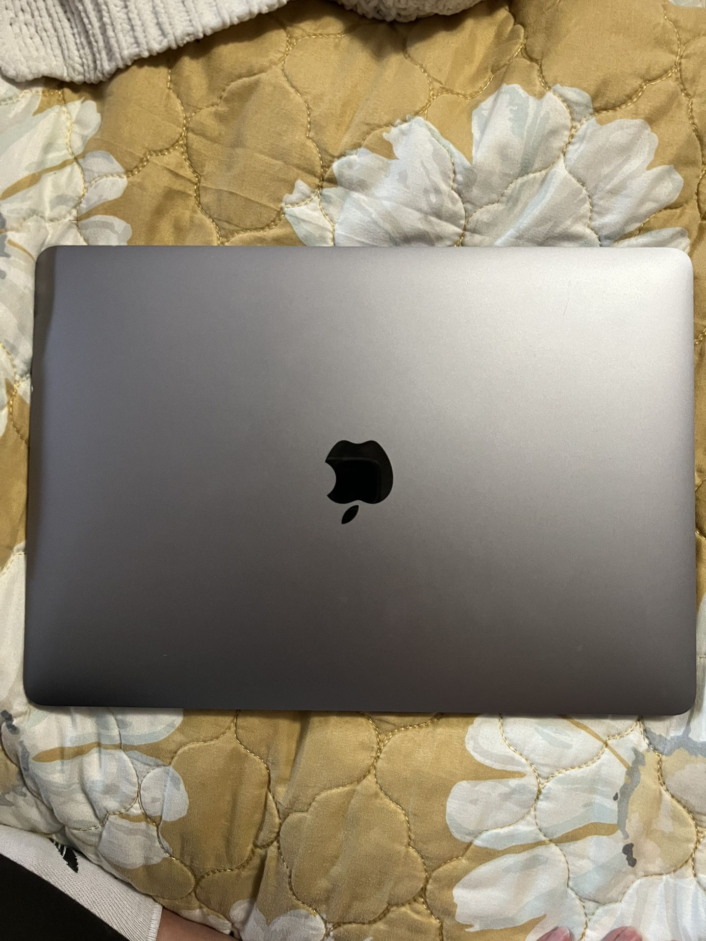 2020 Macbook Pro 13-inch 