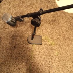 Beta52 Bass Drum Mic With Adam Stand