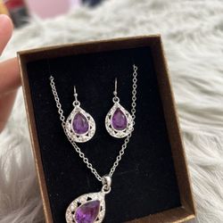 Beautiful purple necklace