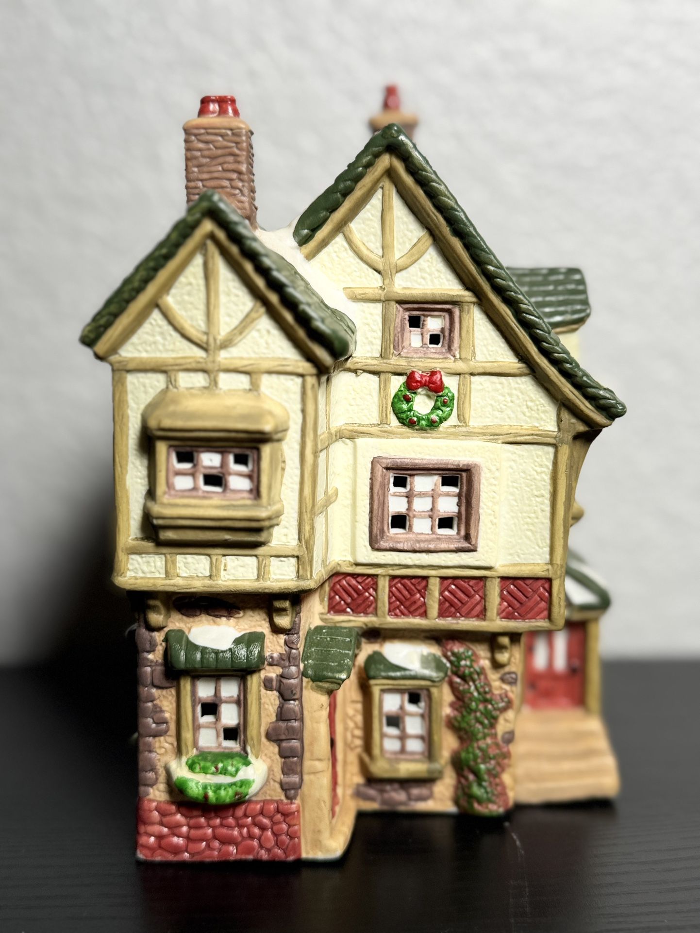 Vintage Christmas Village Dickens Keepsake Cafe Shop House