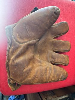 Antique 1940s Leather Baseball Glove - first base glove