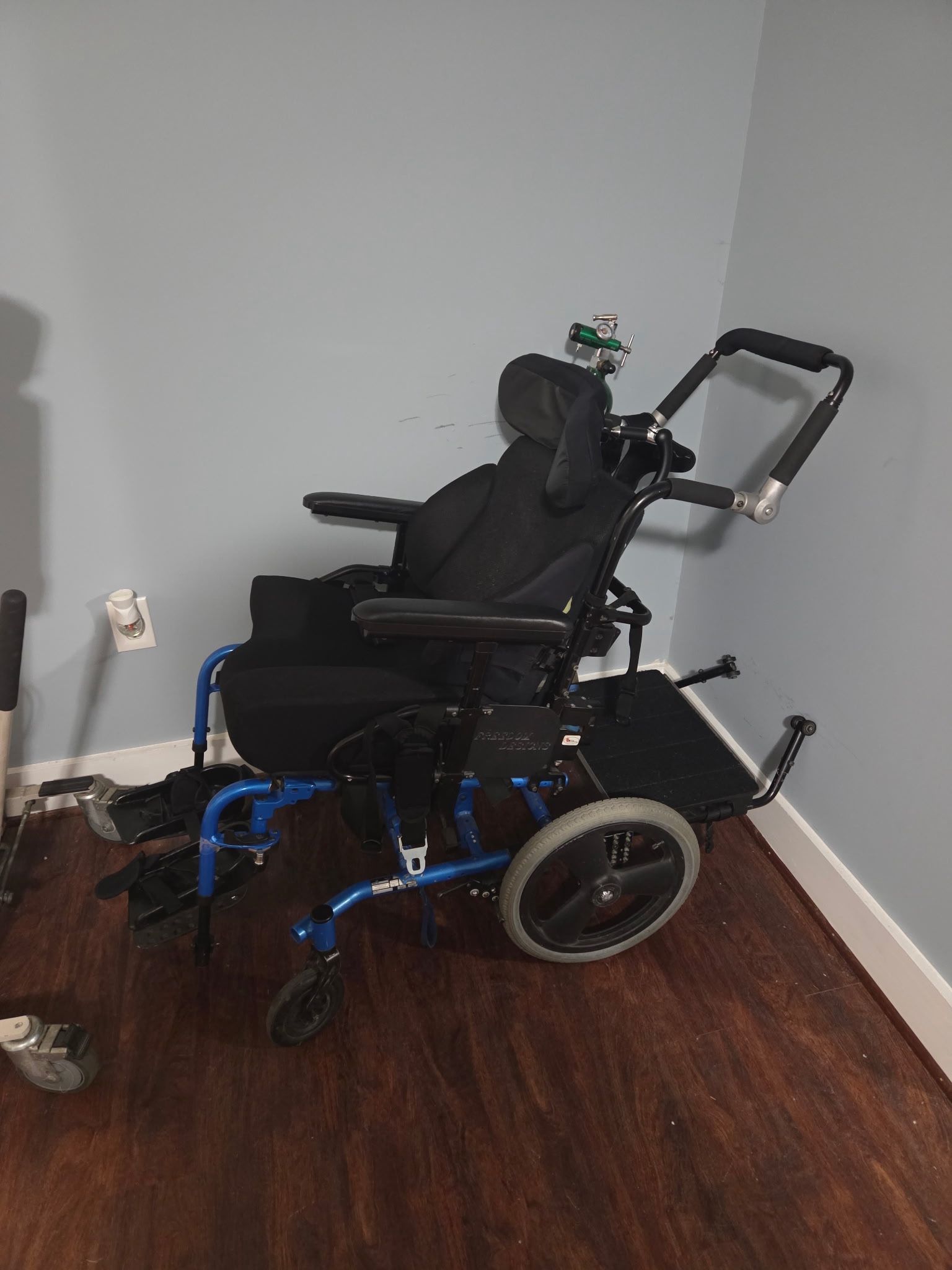 Electric Wheelchair(Manual)