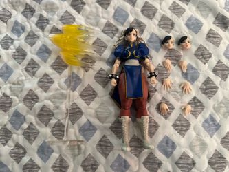 Bandai Tamashii Nations S.H. Figuarts Street Fighter V Chun-Li