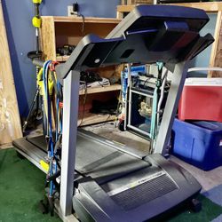 Treadmill  Pro Form 🏃‍♂️ Sport 1100
