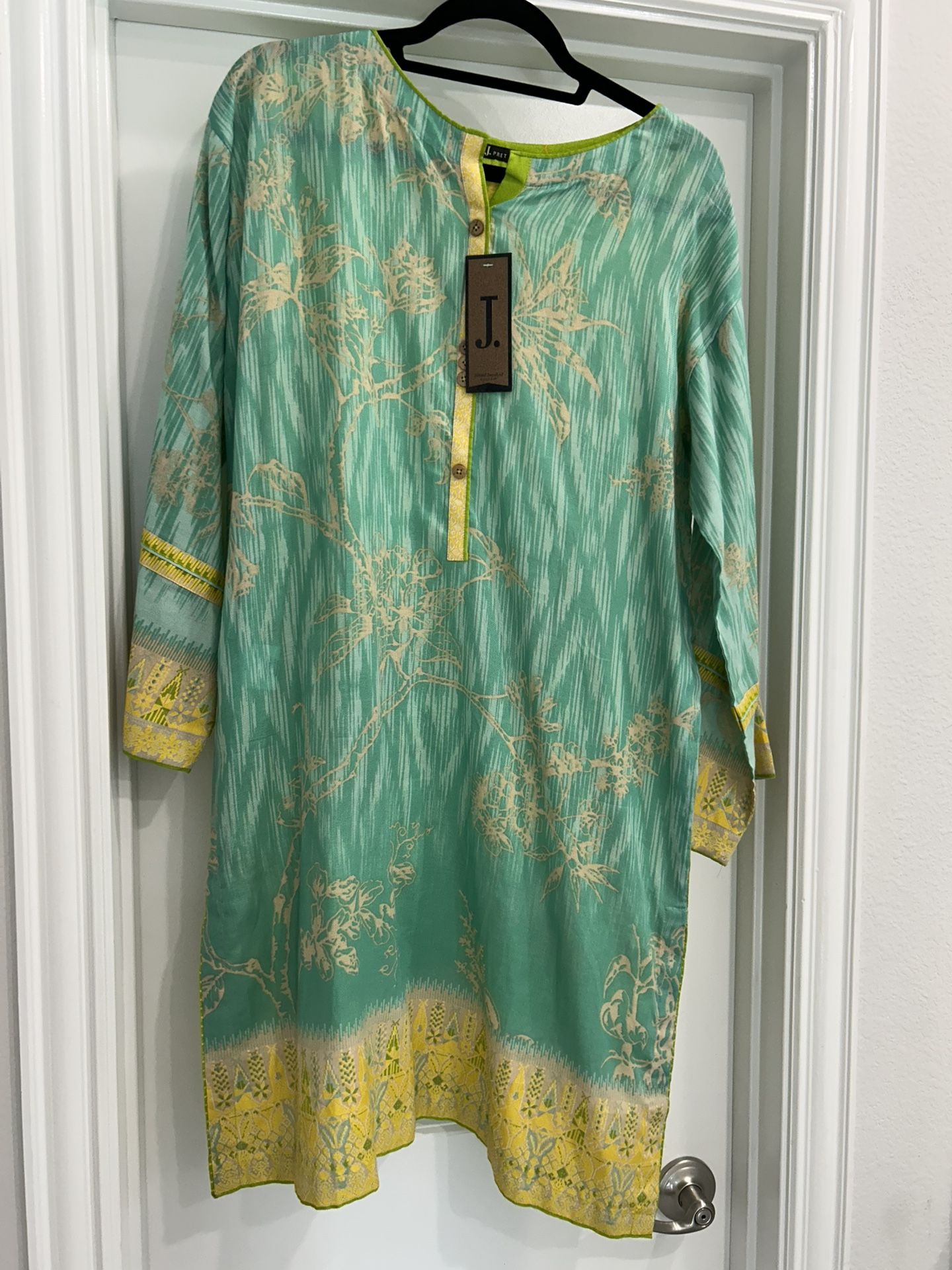 New Beautiful Kurti (Tunic Top)