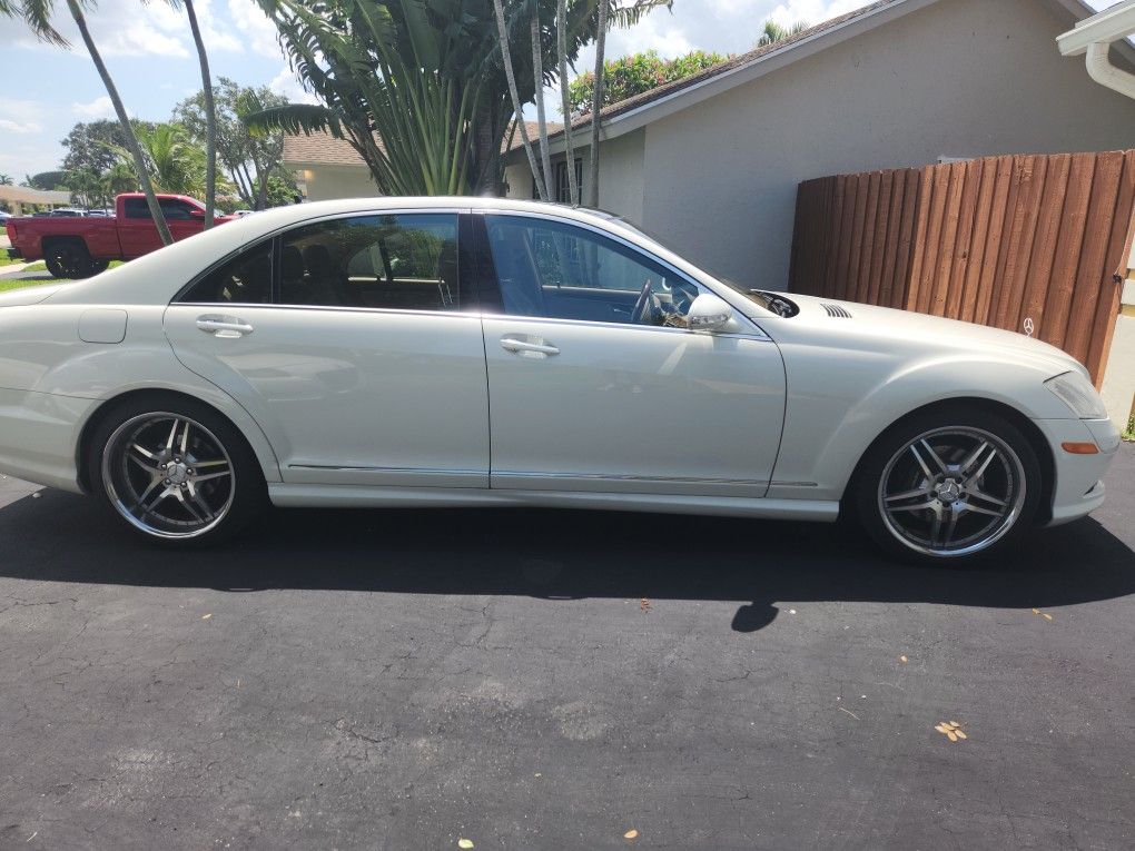 Mercedes-Benz 20" 2 Piece Double 5 Spoke AMG Style Wheels