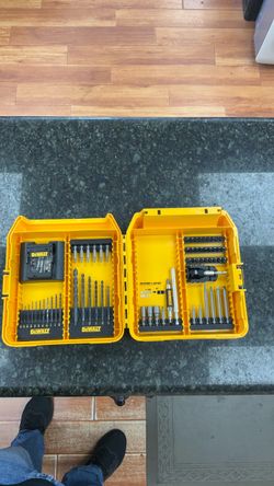 Dewalt Drill Bit/Tip Set