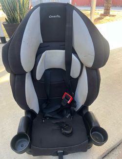 PRE-OWNED EVENFLO BOOSTER SEAT