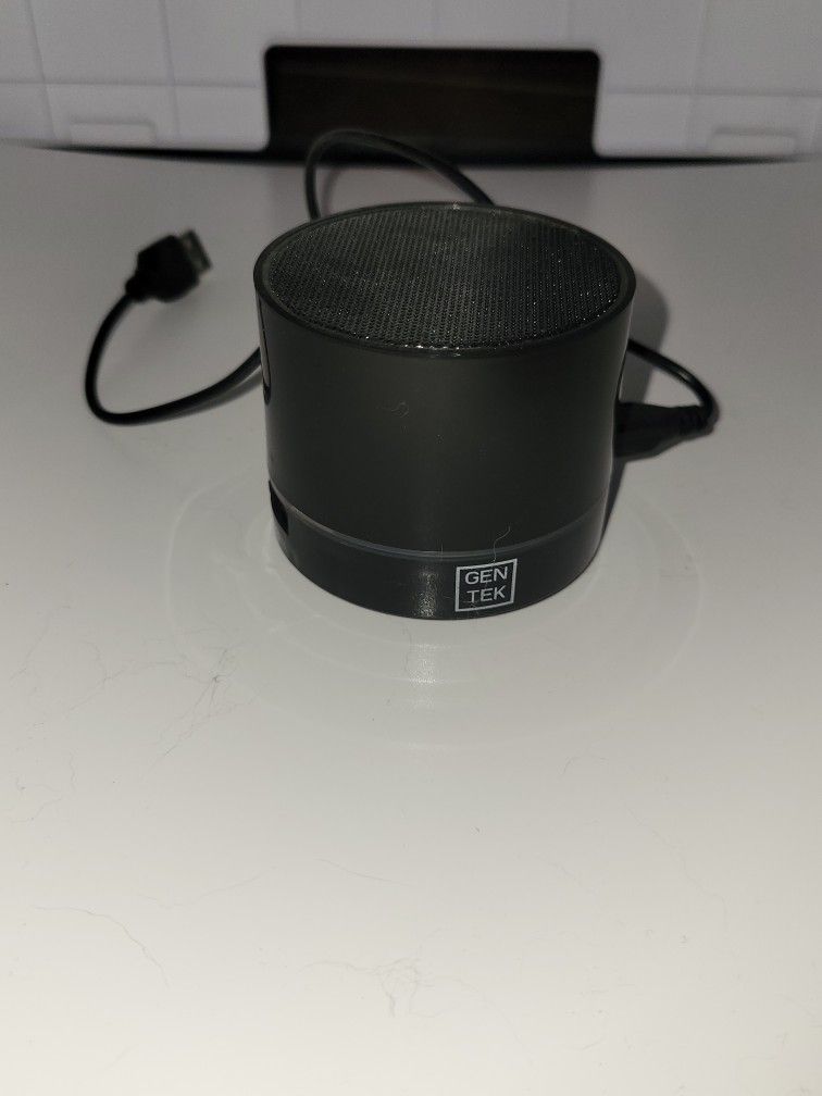 Small Bluetooth Speaker