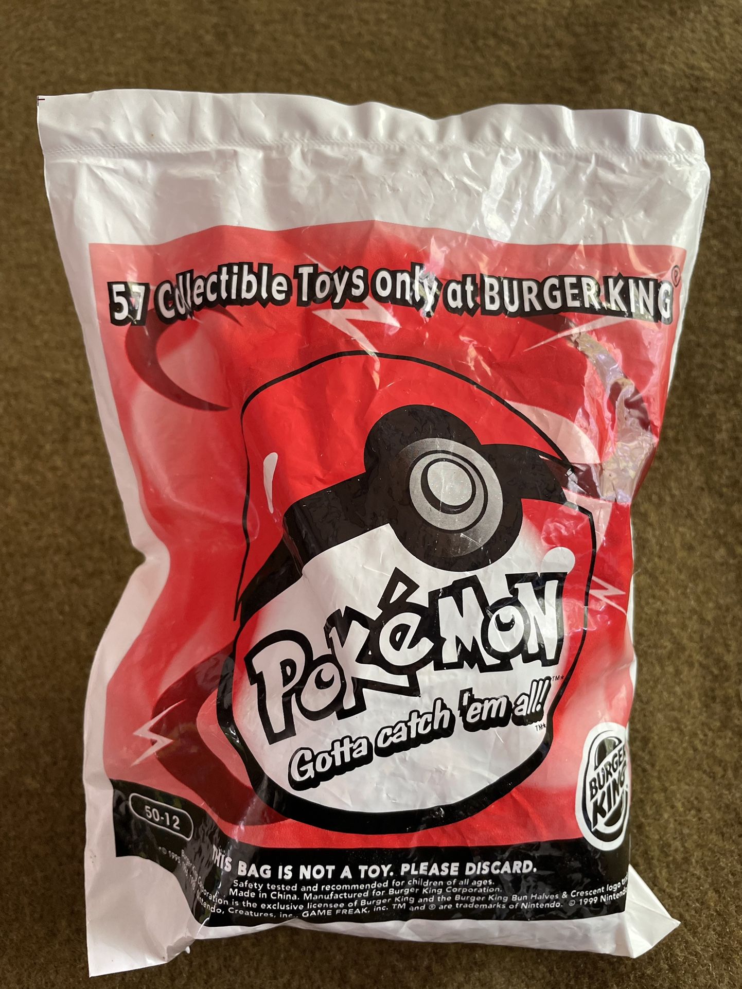 1999 Burger King Pokemon pokeball Toy #50-12 Magnemite New sealed