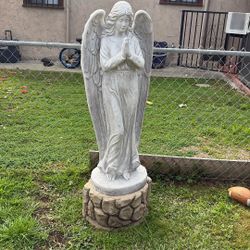 Angel Statue 