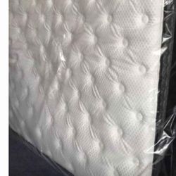 Queen Size New Thick Pillow Top Bed Can Deliver