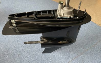 Suzuki 140 Lower unit