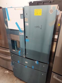 GE Profile 28cu.ft 4-Door French Door Refrigerator