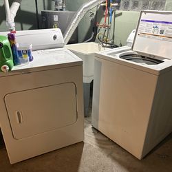 MAYTAG WASHER & DRYER SET