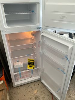 Refrigerator with top freezer new