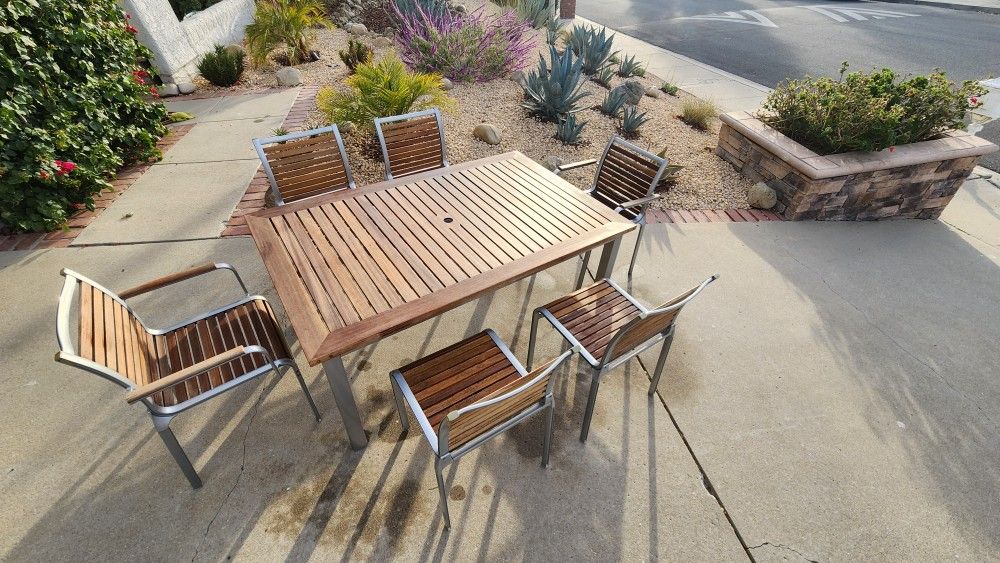 Teak Table & Teak Aluminum 6 Chairs = Best Furniture Combo For CALIFORNIA