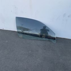 BMW E46 99-06 3-series COUPE 2 DOOR PASSENGER RIGHT FRONT GLASS TINTED