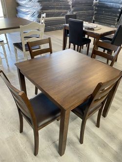 5 PC DINING TABLE SET