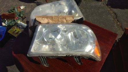 2007-2013 Tundra headlights/headlamps Toyota