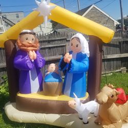 Outdoor   Blow up scenery