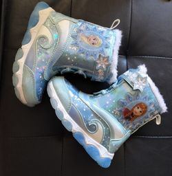 Frozen Light Up Girl Boots