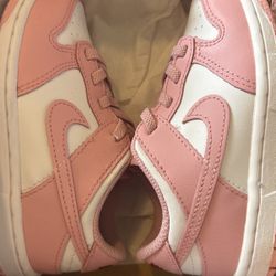 Toddler Girl Nike Dunk Low Size 9