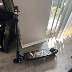 Hyper Toys Jammer Electric Scooter