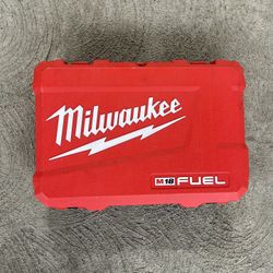 Milwaukee M18 fuel cordless hammer drill