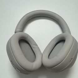 Sony WH-1000XM5 Headphone Silver