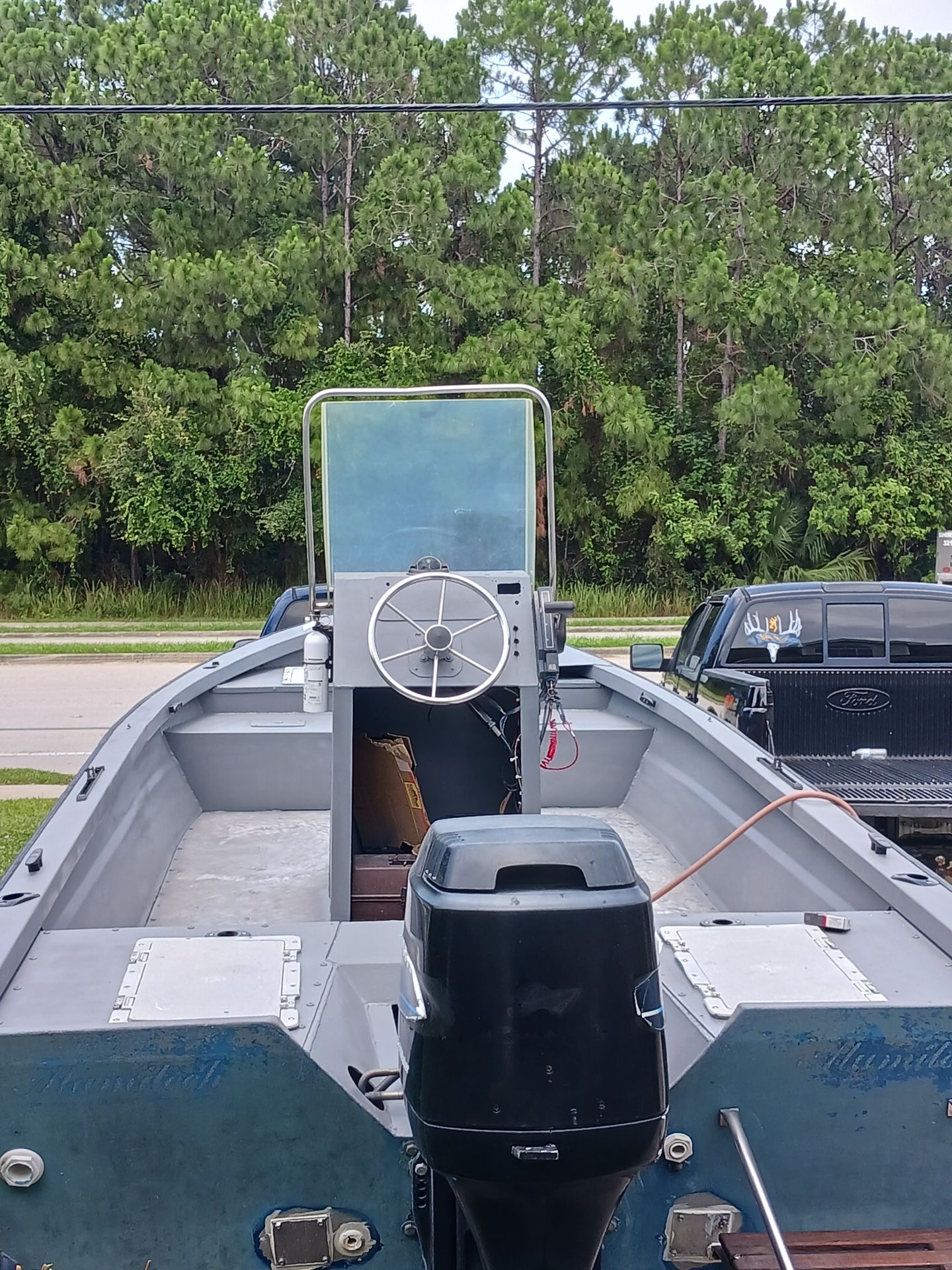 21’ Center console