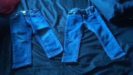 Girls Jean pant.