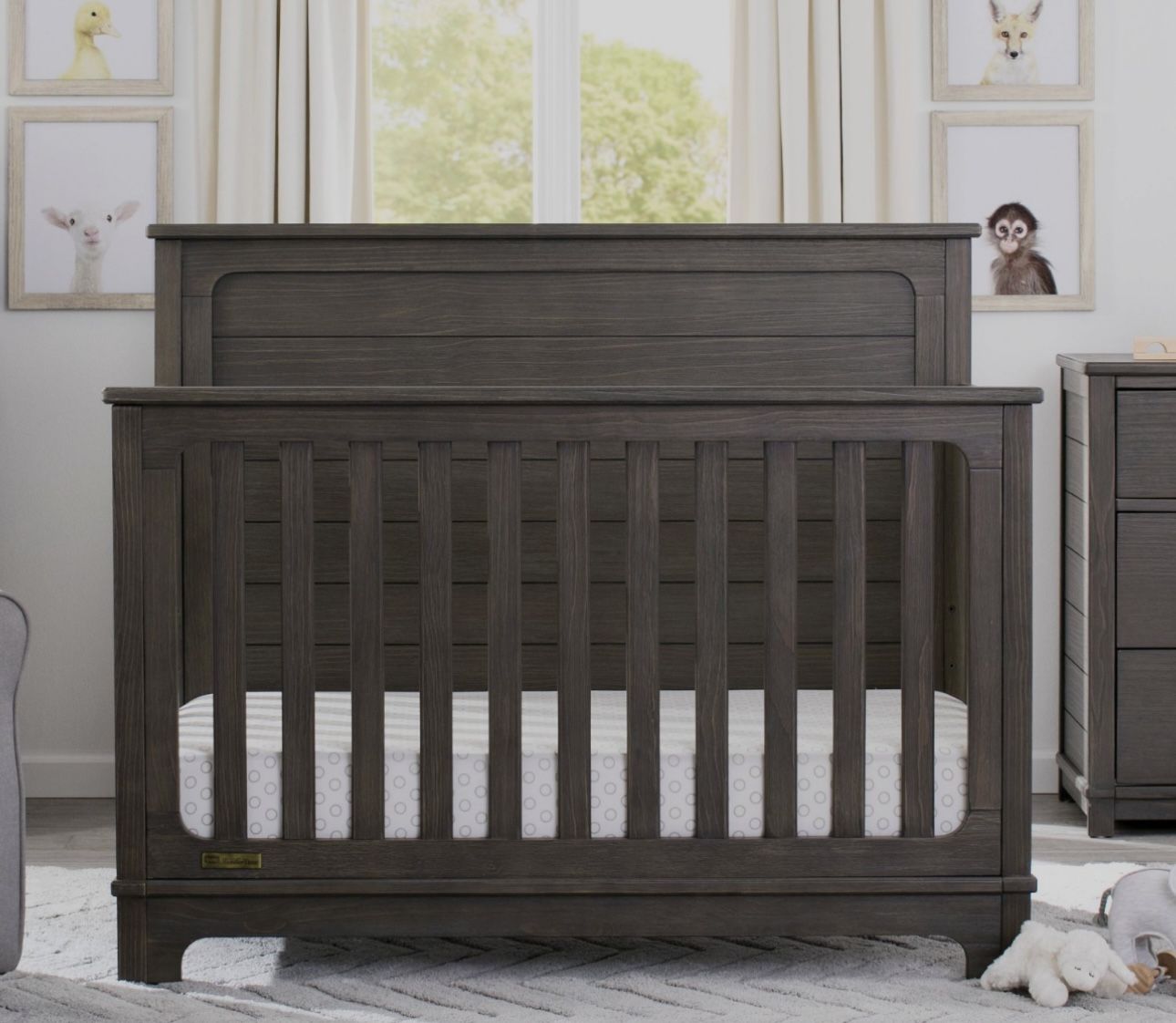 Convertible Baby Crib 
