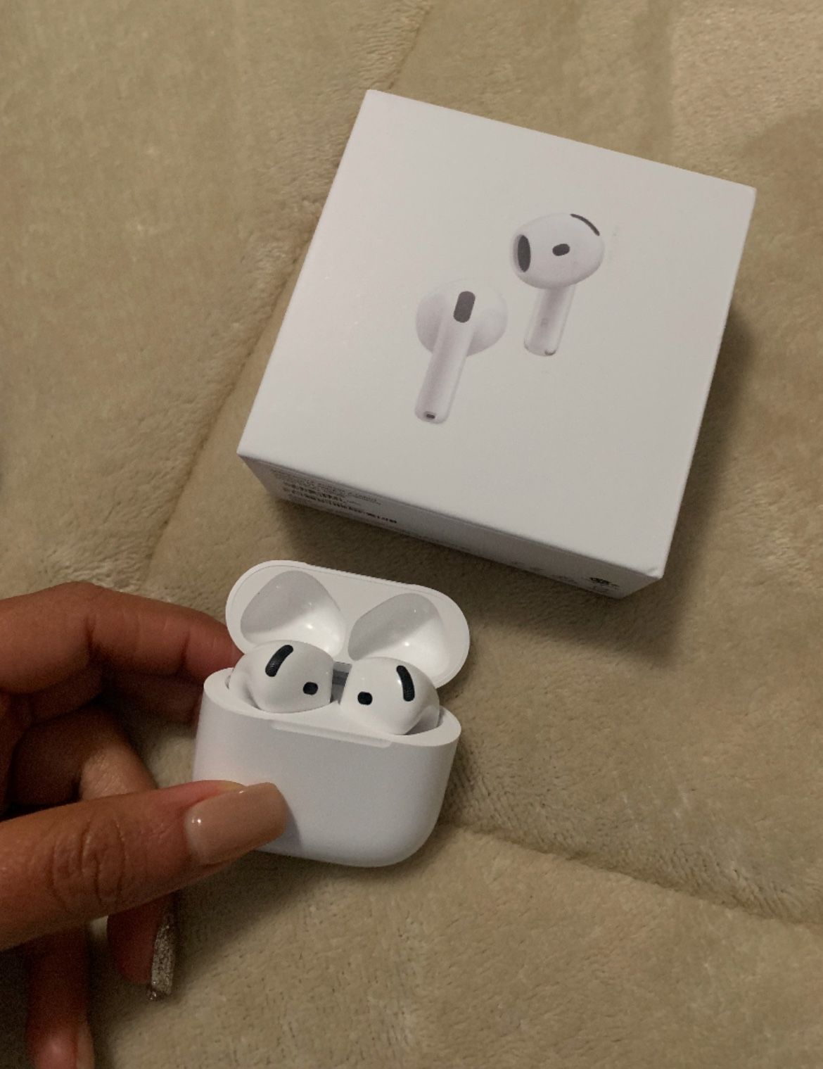 AirPods 4 Noise Cancellation
