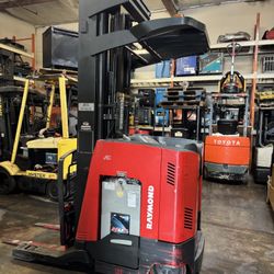 Raymond Reach Truck