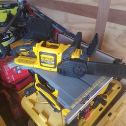 DEWALT
FLEXVOLT 60V MAX 16in. Brushless Cordless Battery Powered Chainsaw (Tool Only)

